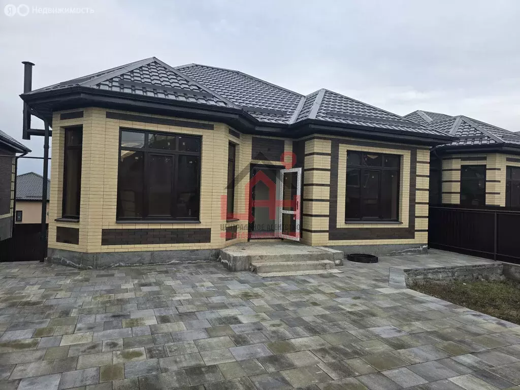 Дом в станица Ессентукская, улица Механизаторов (125 м) - Фото 1