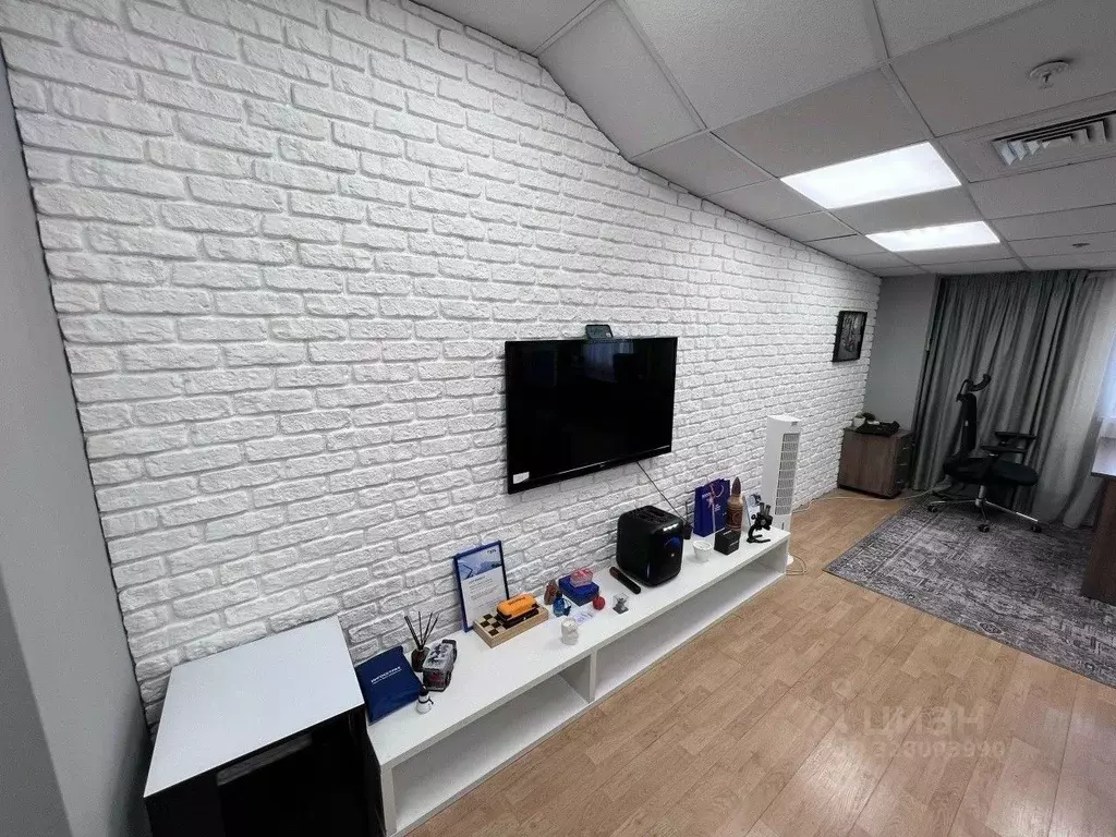 Помещение свободного назначения в Пермский край, Пермь ул. Ленина, 26 ... - Фото 2