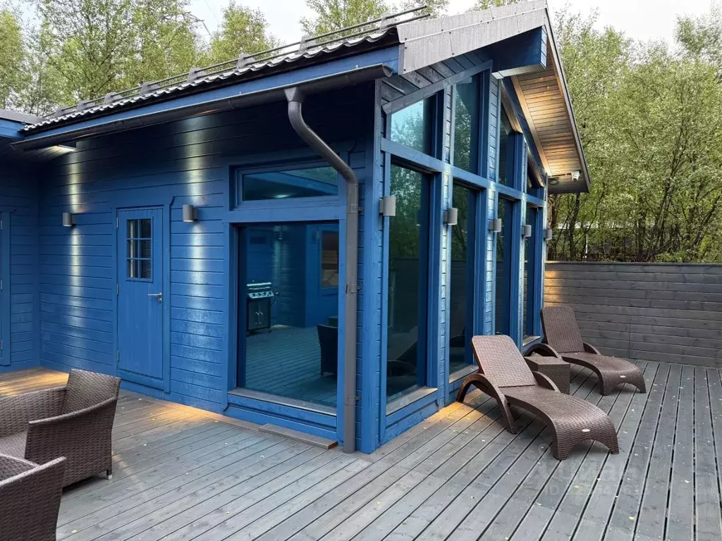 Дом в Мурманская область, Мурманск ул. Ломоносова, 24 (150 м) - Фото 1