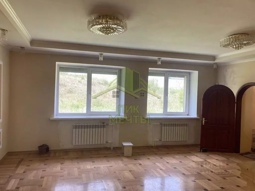 Дом в Бурятия, Улан-Удэ пос. Кумыска, ул. Дацанская (449 м) - Фото 1
