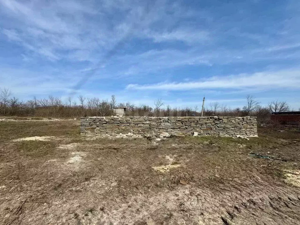 Участок в Ростовская область, Новочеркасск № 16 садовое товарищество, ... - Фото 1