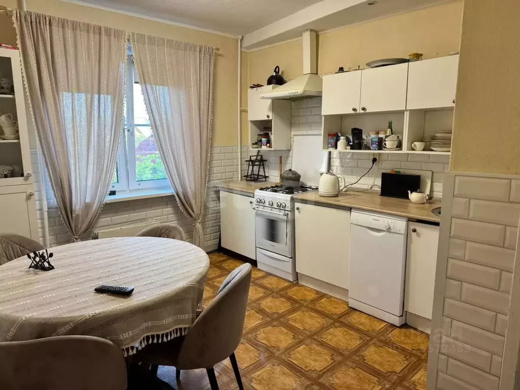 3-к кв. Москва пос. Курилово, ул. Лесная, 4 (62.0 м) - Фото 0