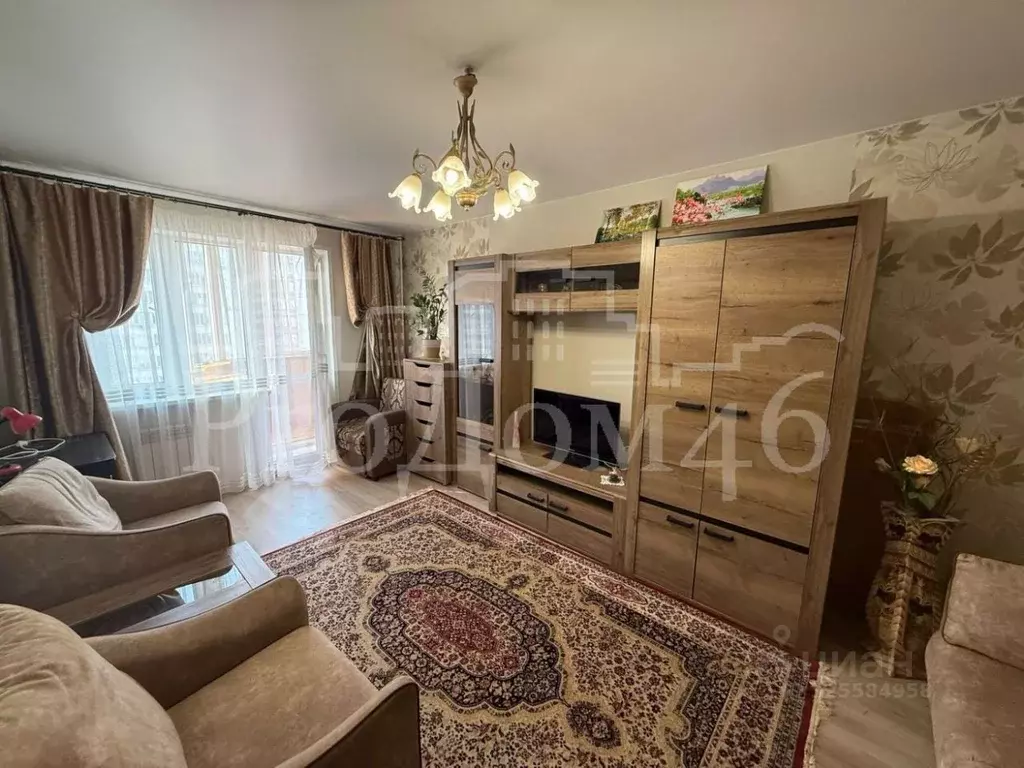 1-к кв. Курская область, Курск просп. Победы, 42 (38.0 м) - Фото 2