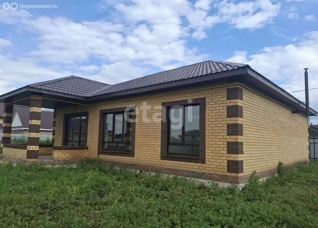 Дом в село Новотроицкое, Полевая улица (136 м) - Фото 2