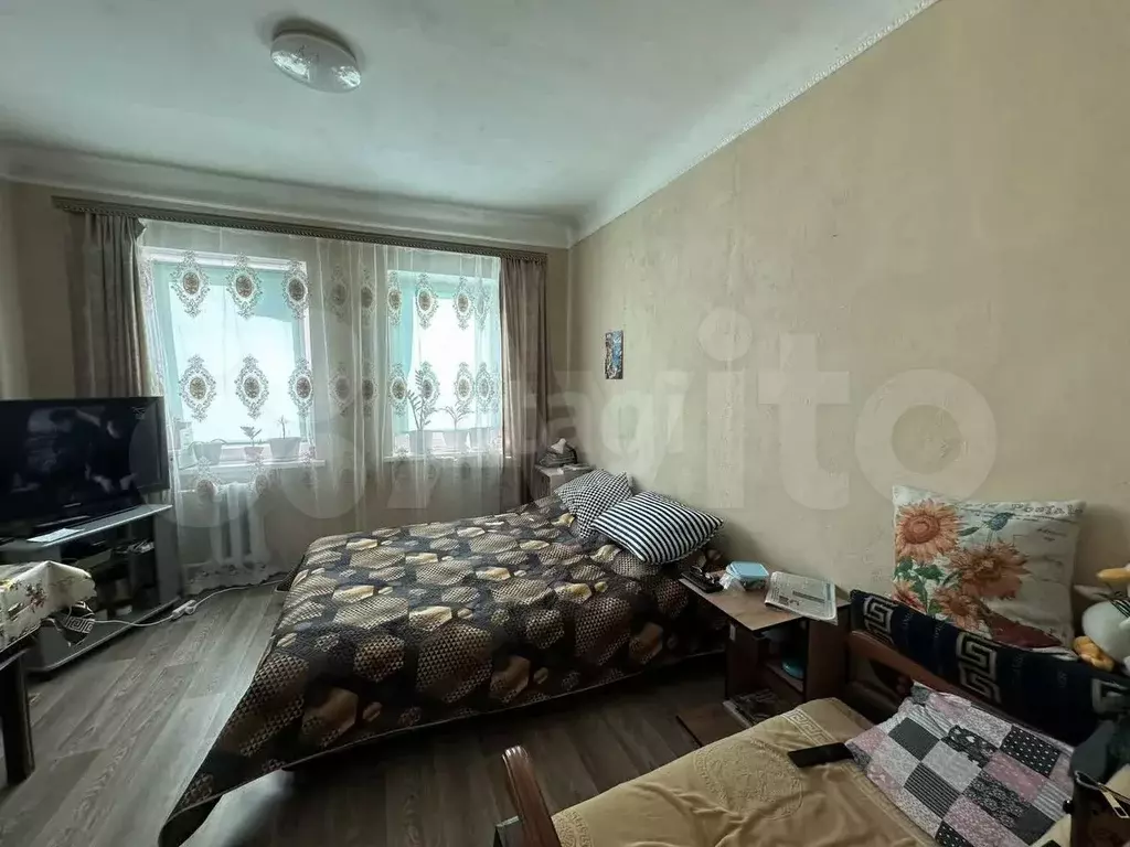 Комната 14 м в 1-к., 1/2 эт. - Фото 0