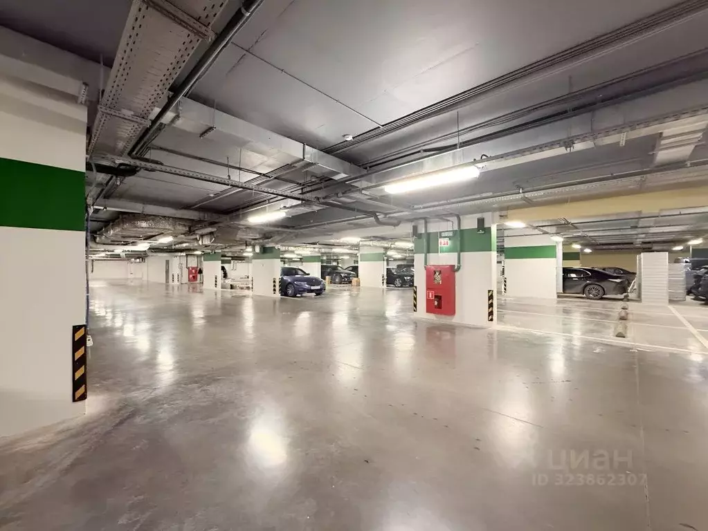 Гараж в Москва Сколковское ш., 40к1 (16 м) - Фото 1