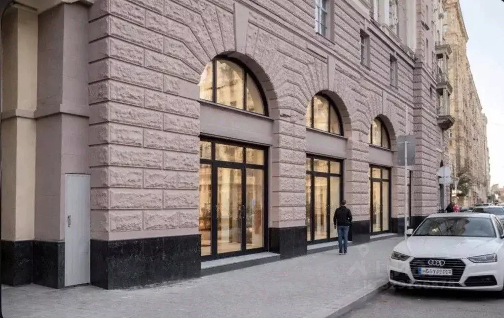 Помещение свободного назначения в Москва Гончарная ул., 38 (515 м) - Фото 1