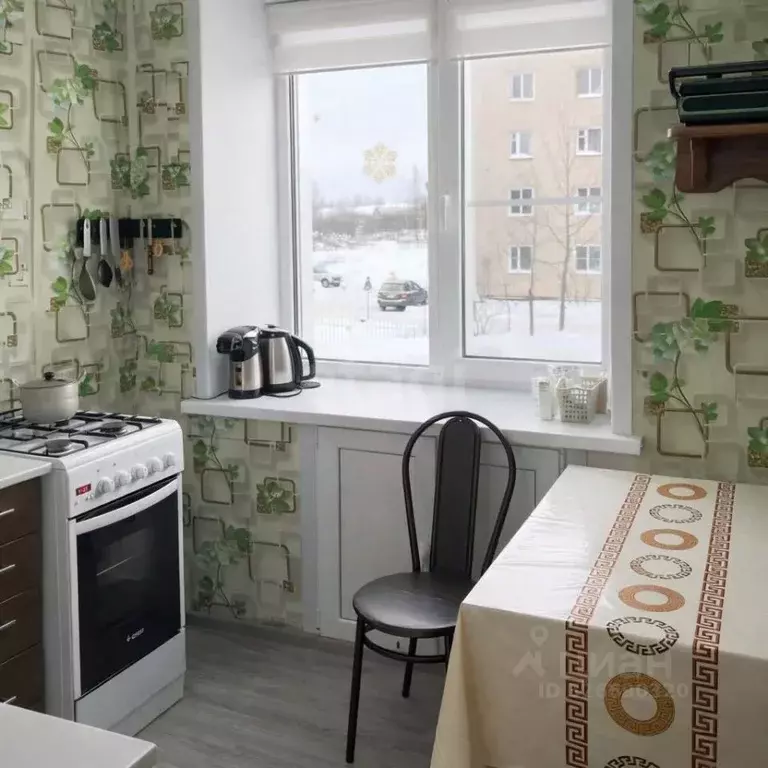 3-к кв. Костромская область, Шарья ул. Имени 50-летия Советской ... - Фото 1