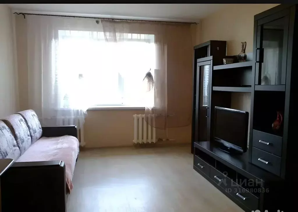 1-к кв. Владимирская область, Владимир ул. Мира, 15 (42.0 м) - Фото 0
