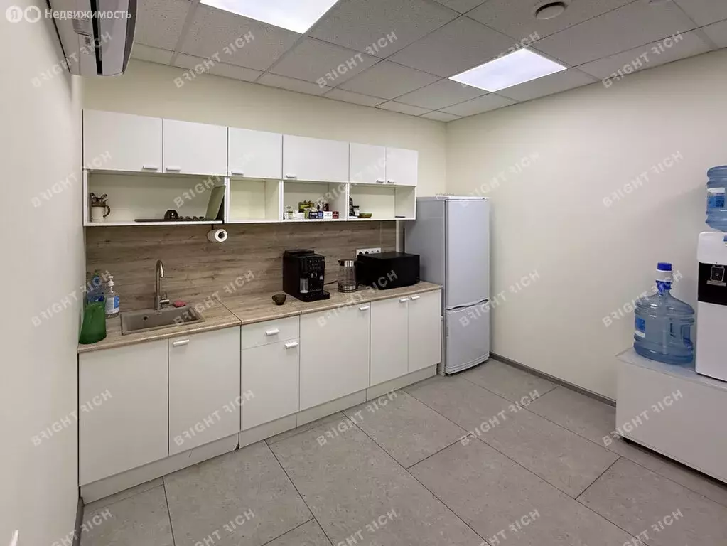 Офис (450 м) - Фото 1