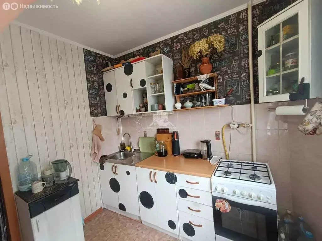 3-комнатная квартира: Белгород, Гостенская улица, 3 (64.1 м) - Фото 1