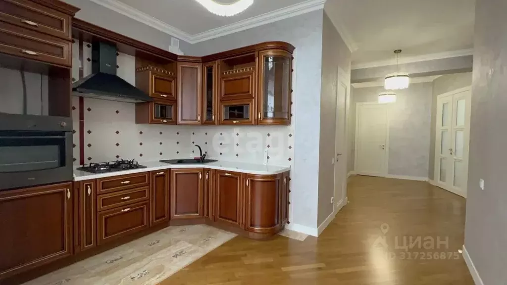 4-к кв. Карачаево-Черкесия, Черкесск ул. Космонавтов, 32А (138.5 м) - Фото 0