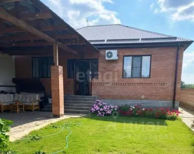 Дом в Ингушетия, Назрановский район, Кантышево с/пос, с. Кантышево ул. ... - Фото 2