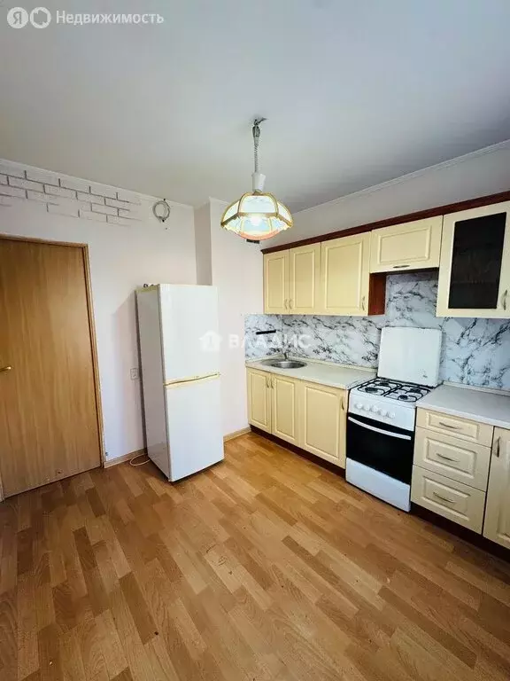 3-комнатная квартира: Калининград, улица Летний проезд, 27 (64.7 м) - Фото 2