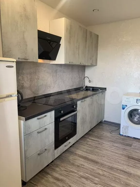 1-к. квартира, 31 м, 8/9 эт. - Фото 0
