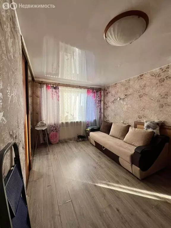 3-комнатная квартира: деревня Кузьмолово, Заозёрная улица, 11 (70.6 м) - Фото 0