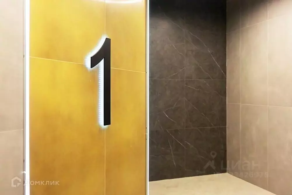 3-к кв. Рязанская область, Рязань ул. Земнухова (96.4 м) - Фото 2