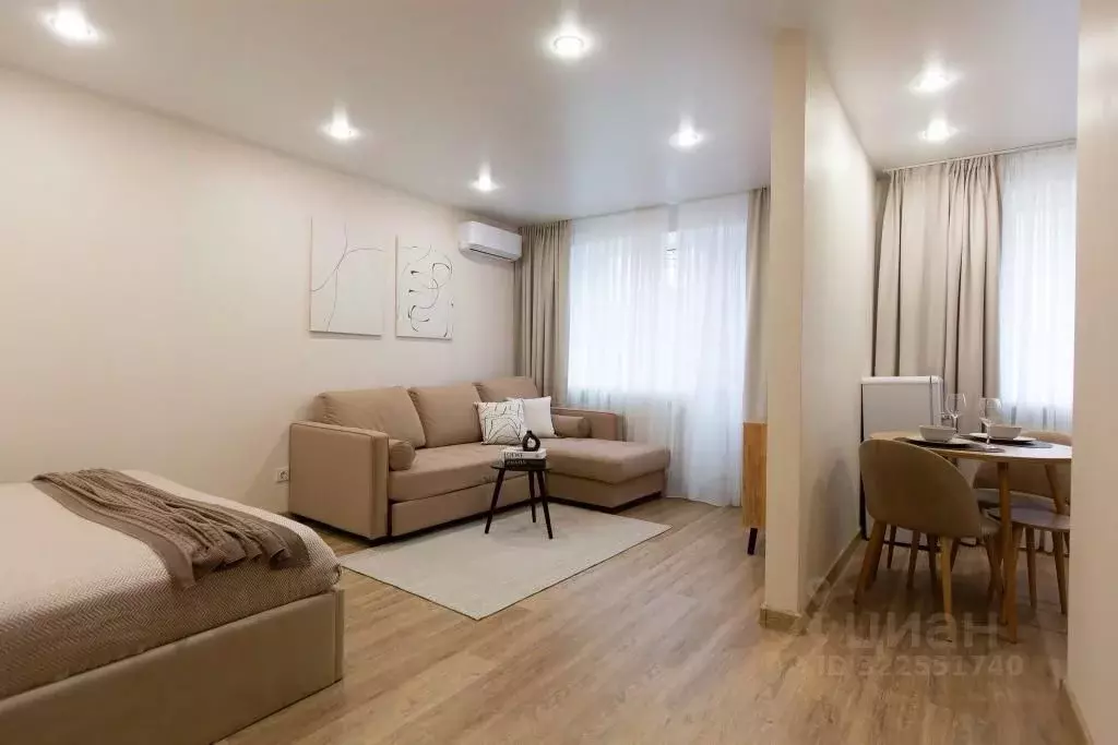 1-к кв. Волгоградская область, Волгоград ул. 7-й Гвардейской, 21 (32.0 ... - Фото 1