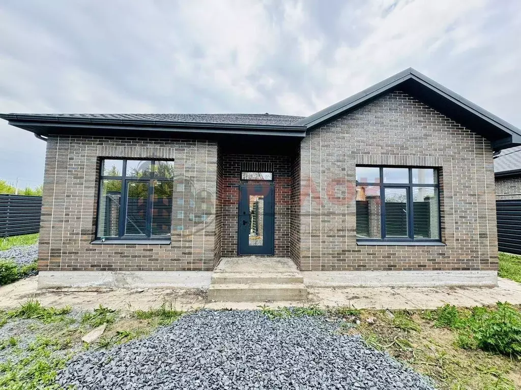 Дом в Ростовская область, Аксайский район, Большелогское с/пос, пос. ... - Фото 1