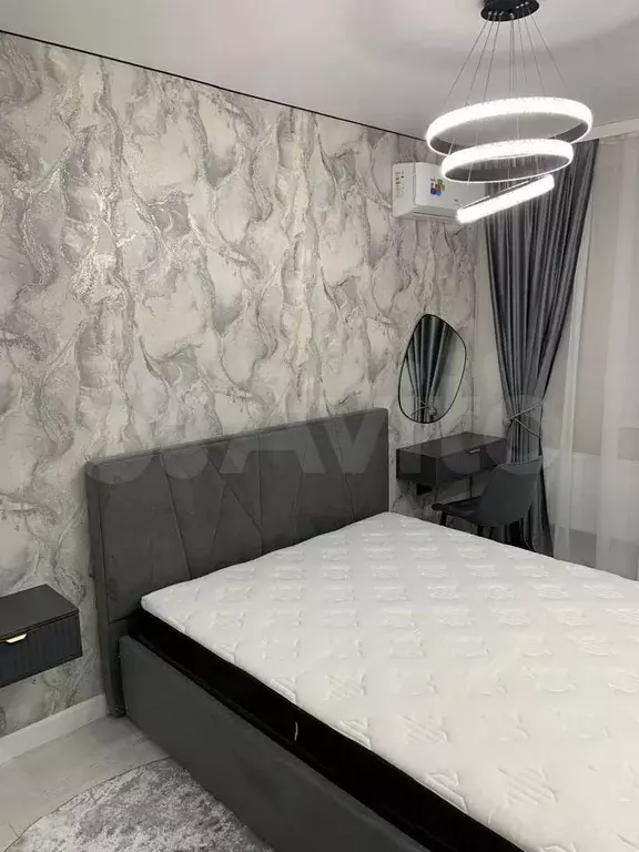 1-к. квартира, 39 м, 4/7 эт. - Фото 1