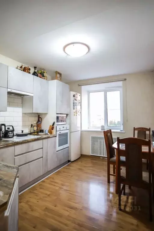 3-к кв. Вологодская область, Череповец просп. Победы, 183 (90.2 м) - Фото 1