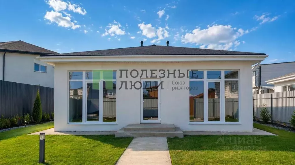 Дом в Севастополь ш. Монастырское, 132/10 (90 м) - Фото 1