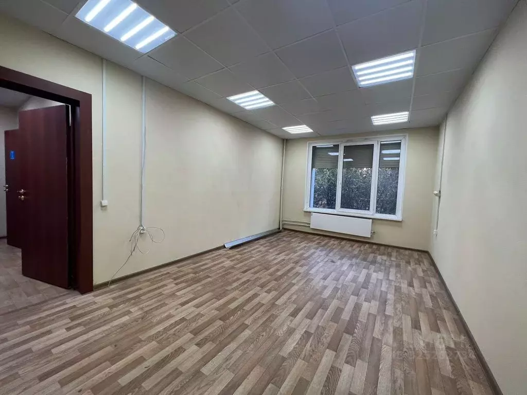 Помещение свободного назначения в Москва Беловежская ул., 37К1 (20 м) - Фото 1