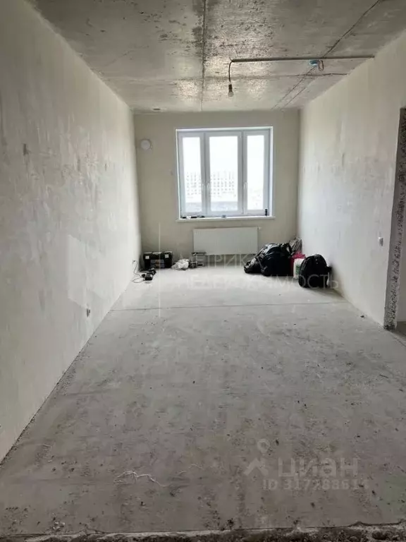 3-к кв. Тюменская область, Тюмень Новгородская ул., 14 (85.8 м) - Фото 0