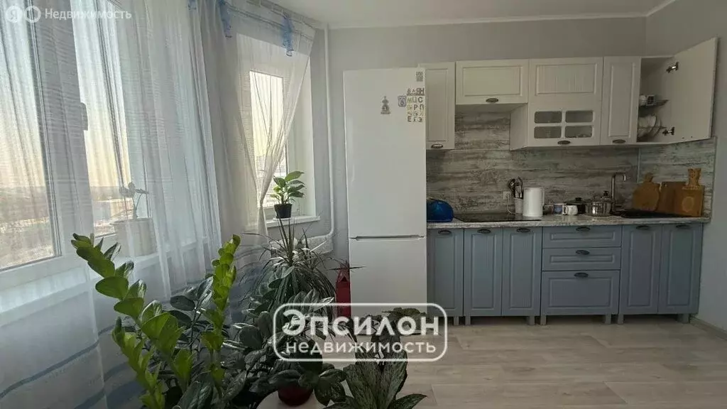 2-комнатная квартира: Курск, проспект Анатолия Дериглазова, 113 (57.39 ... - Фото 1