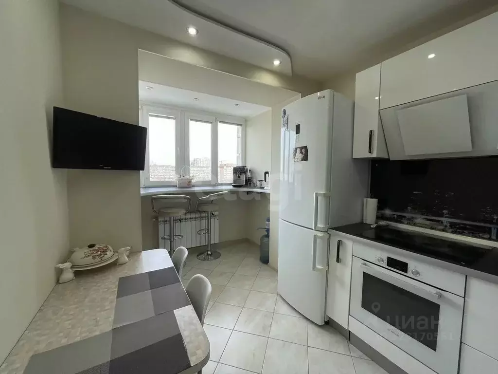 2-к кв. Татарстан, Казань ул. Академика Лаврентьева, 16 (57.0 м) - Фото 1