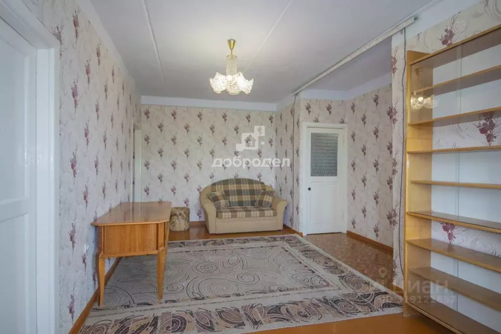3-к кв. Свердловская область, Екатеринбург пер. Красный, 17 (54.1 м) - Фото 1