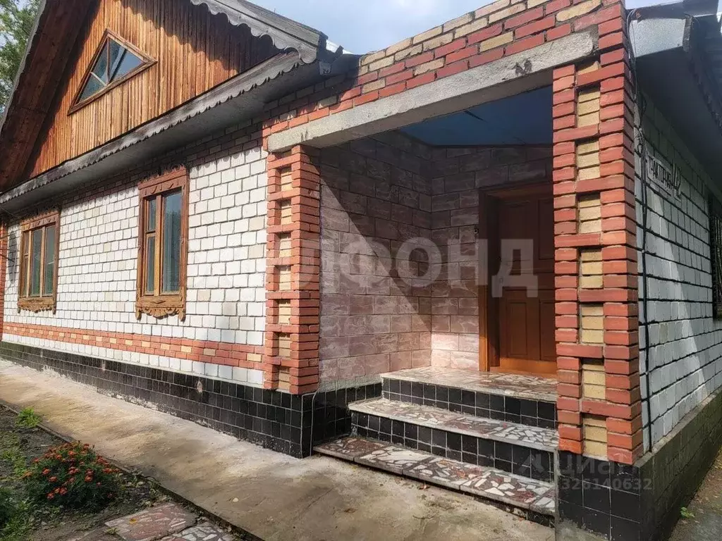 Дом в Новосибирская область, Краснозерский район, Половинский ... - Фото 1