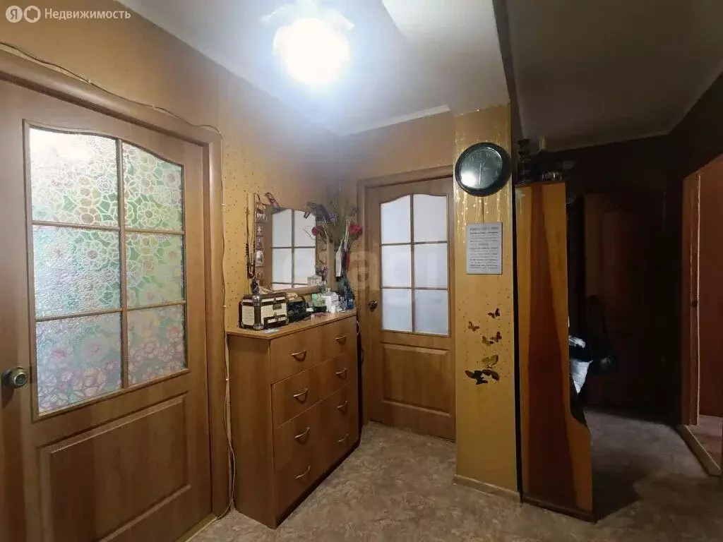 3-комнатная квартира: Евпатория, Эскадронная улица, 11 (64.7 м) - Фото 2