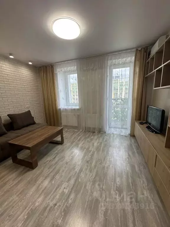 1-к кв. Удмуртия, Ижевск ул. Карла Маркса, 308к1 (32.0 м) - Фото 1