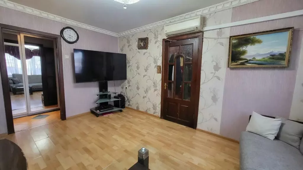 Продается 3-комнатная квартира - Фото 2