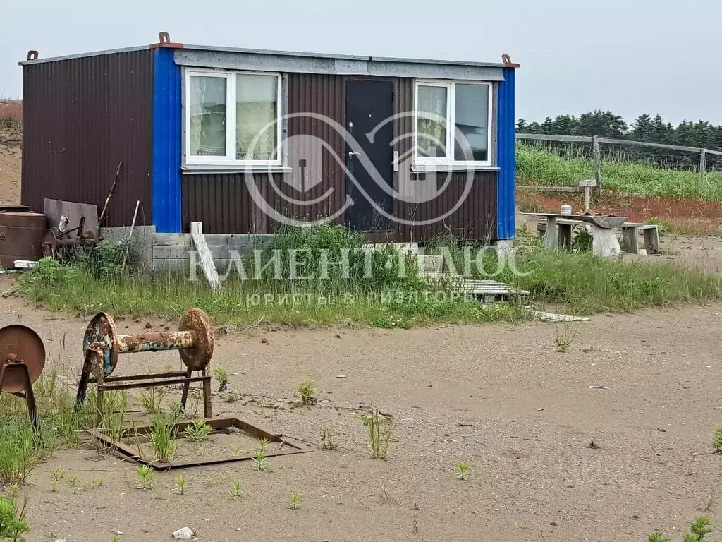 Участок в Сахалинская область, Корсаковский городской округ, с. ... - Фото 0