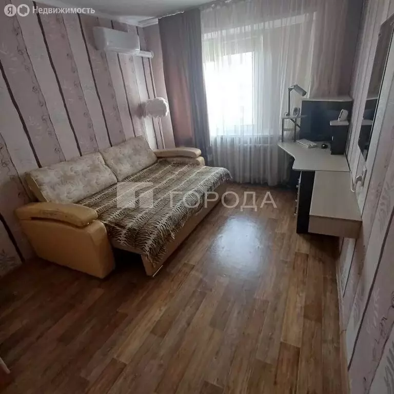 3-комнатная квартира: Барнаул, улица Матросова, 10 (66 м) - Фото 2