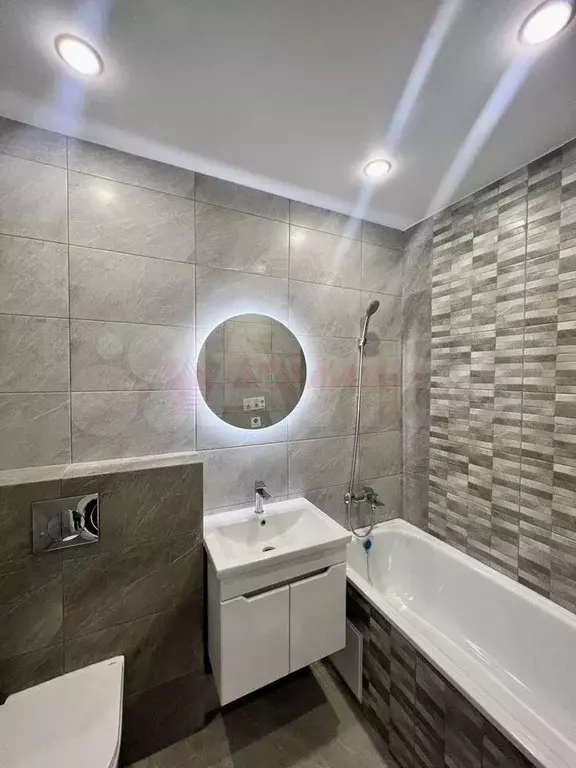 1-к. квартира, 35 м, 8/10 эт. - Фото 0