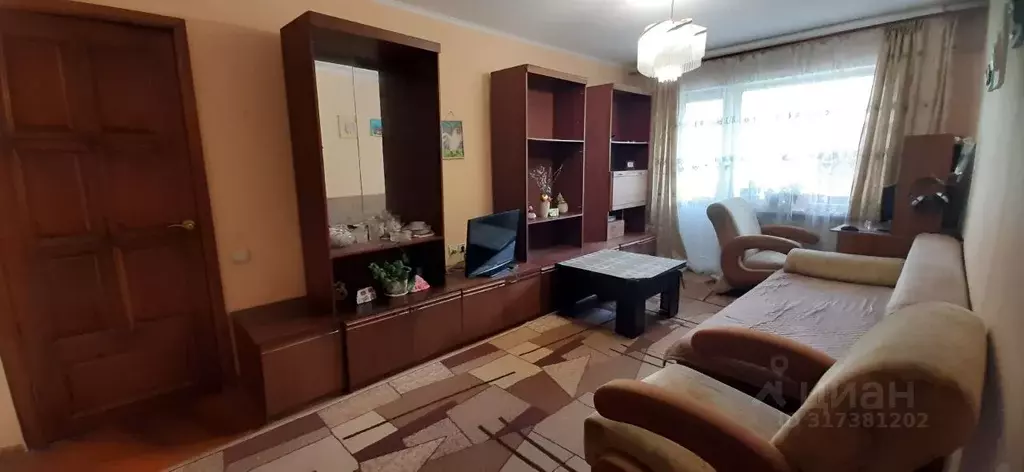 2-к кв. Алтайский край, Бийск ул. Александра Радищева, 18 (44.8 м) - Фото 0