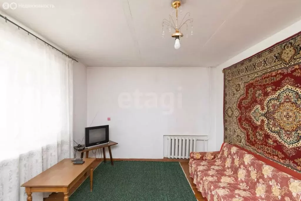 4-комнатная квартира: Ишим, улица Суворова, 27 (72.6 м) - Фото 1