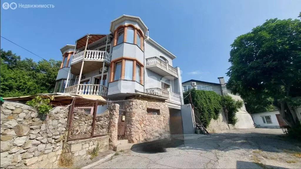 Дом в посёлок городского типа Гаспра, Маратовская улица (249 м) - Фото 0