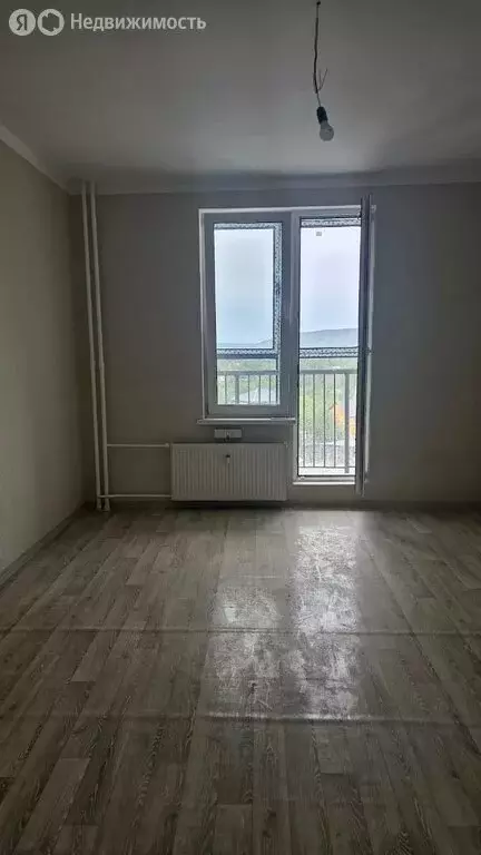 Квартира-студия: Якутск, улица Александра Захарченко, 11 (47 м) - Фото 1