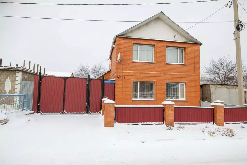 Дом в Оренбургская область, Оренбург Берды мкр, ул. Державина, 13 (114 ... - Фото 1