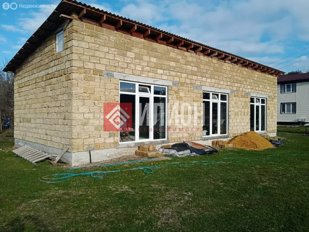 Дом в Голубинка, Набережная улица, 8 (90 м) - Фото 1