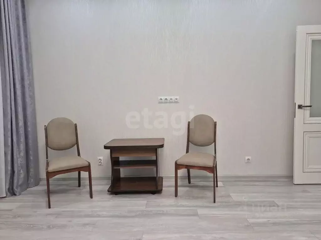 2-к кв. Красноярский край, Красноярск ул. Петра Ломако, 10 (49.0 м) - Фото 2