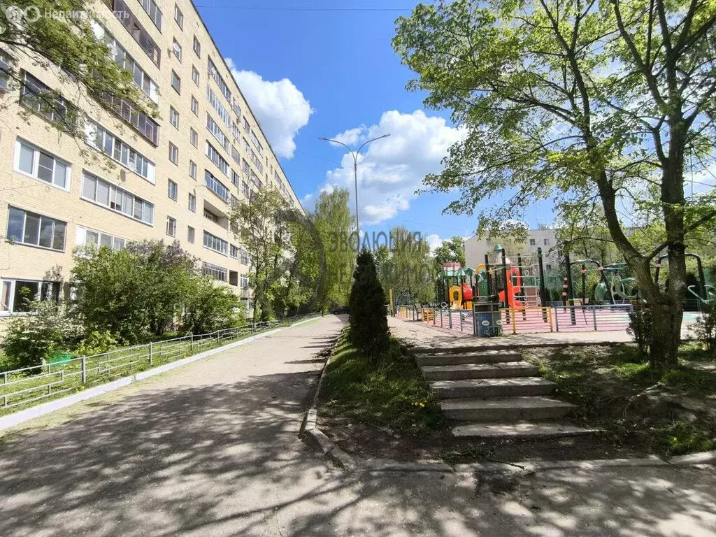 3-комнатная квартира: Дедовск, улица Маршала Жукова, 2 (62.3 м) - Фото 0