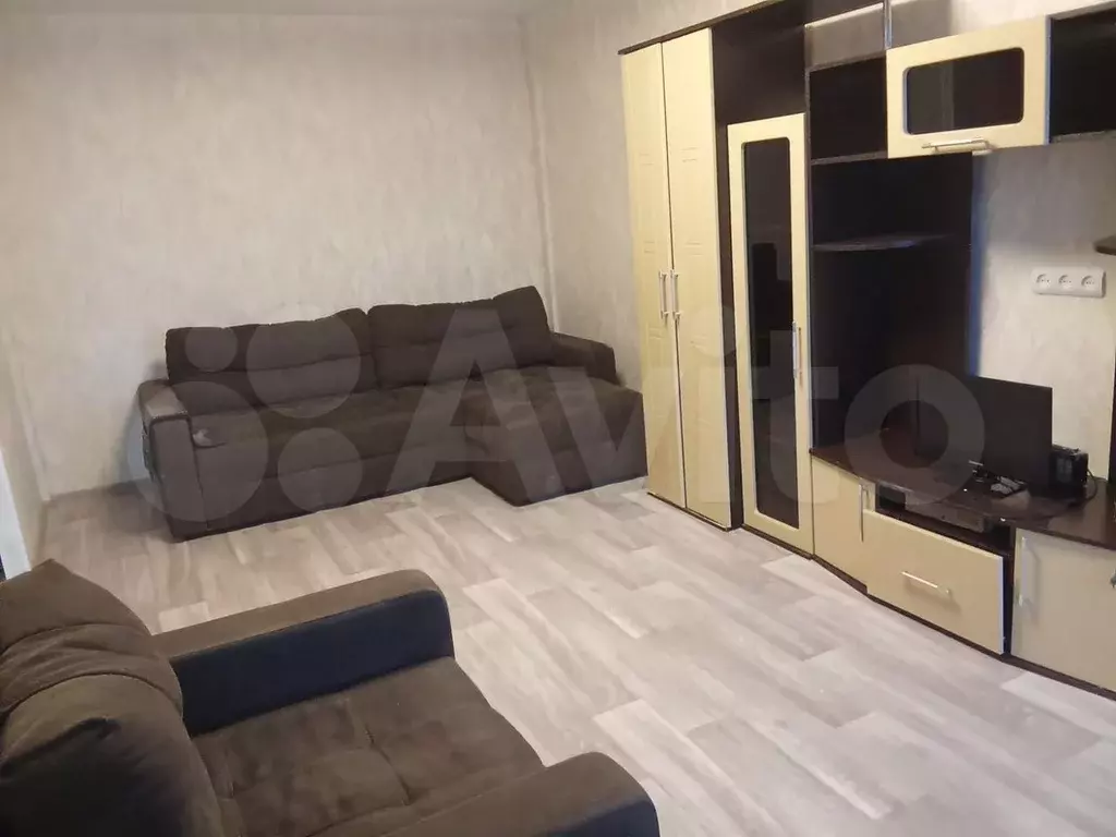 1-к. квартира, 32 м, 4/5 эт. - Фото 0