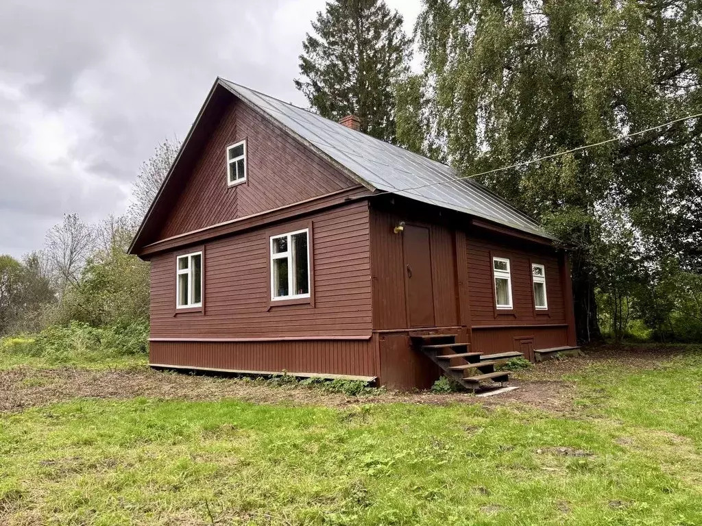 Дом в Псковская область, Псковский район, Середкинская волость, д. ... - Фото 0