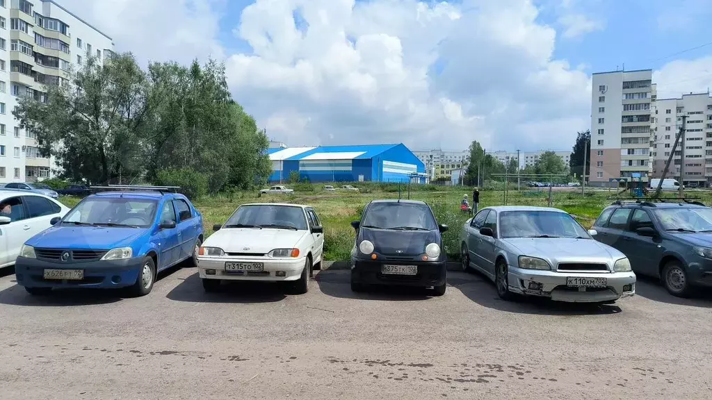 Комната 12 м в 4-к., 1/9 эт. - Фото 0