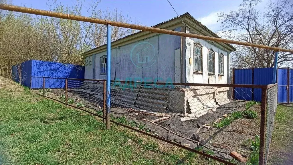 Дом в Белгородская область, Новооскольский городской округ, Погромец ... - Фото 0